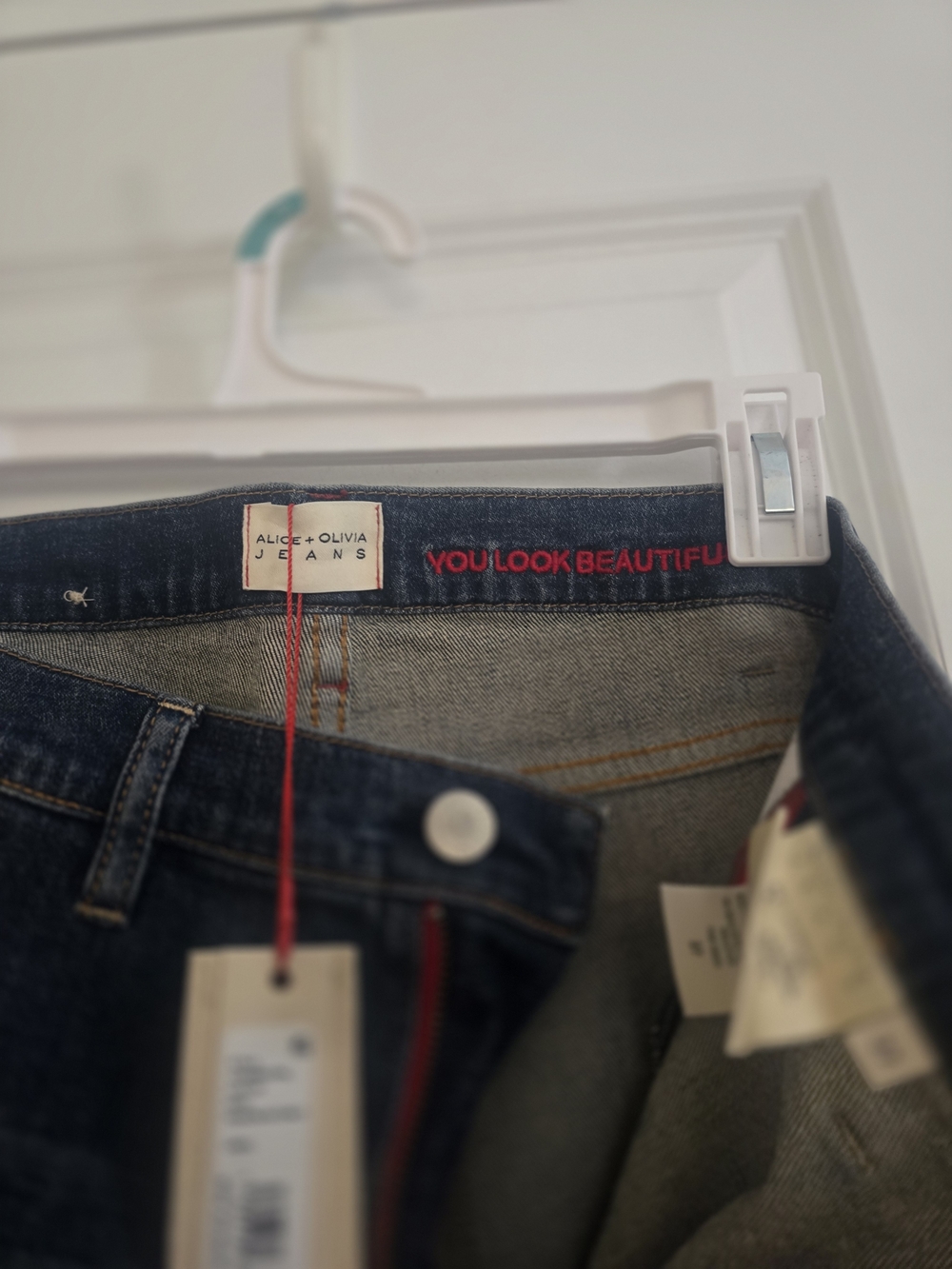 NWT Alice + Olivia Vegan Leather Flair Jean - Picture 5 of 7